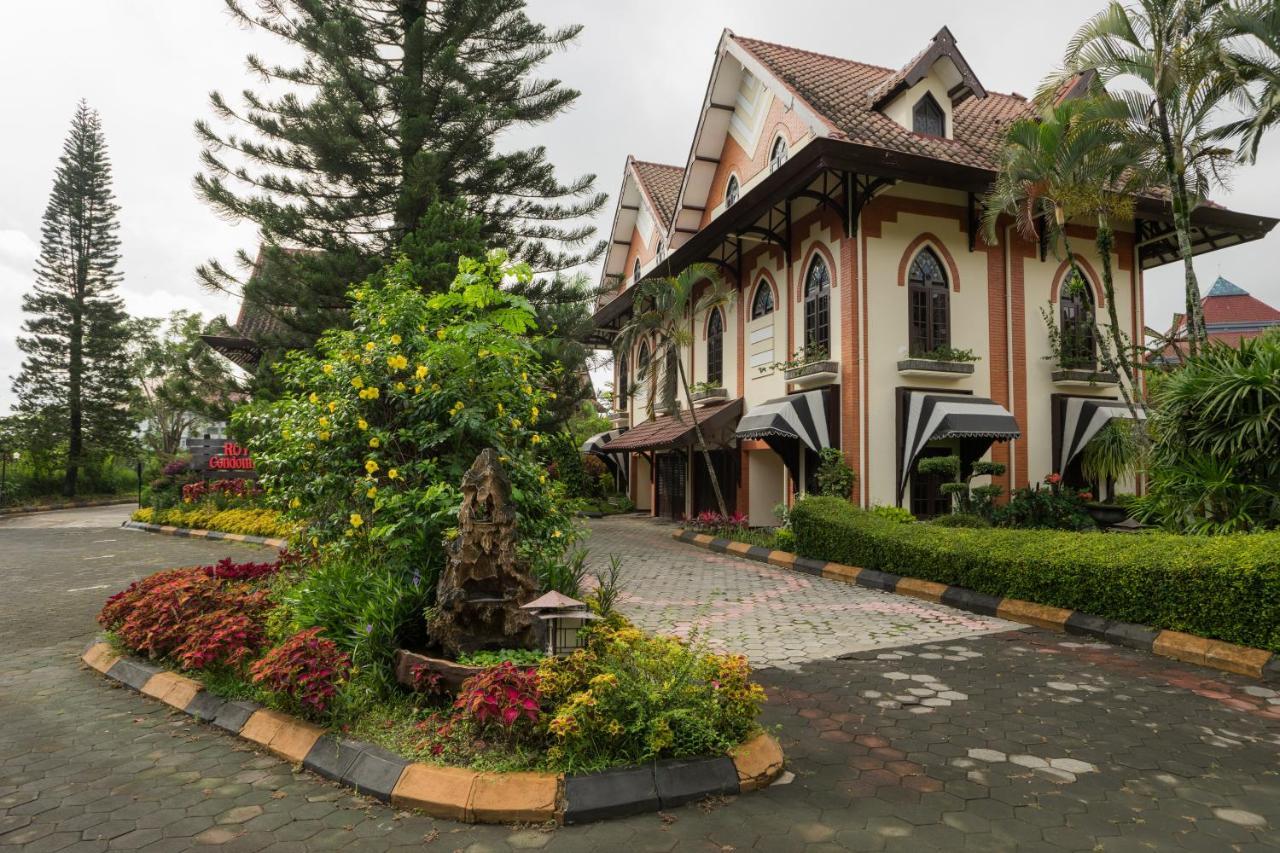 皇家兰花花园公寓酒店 巴图 外观 照片